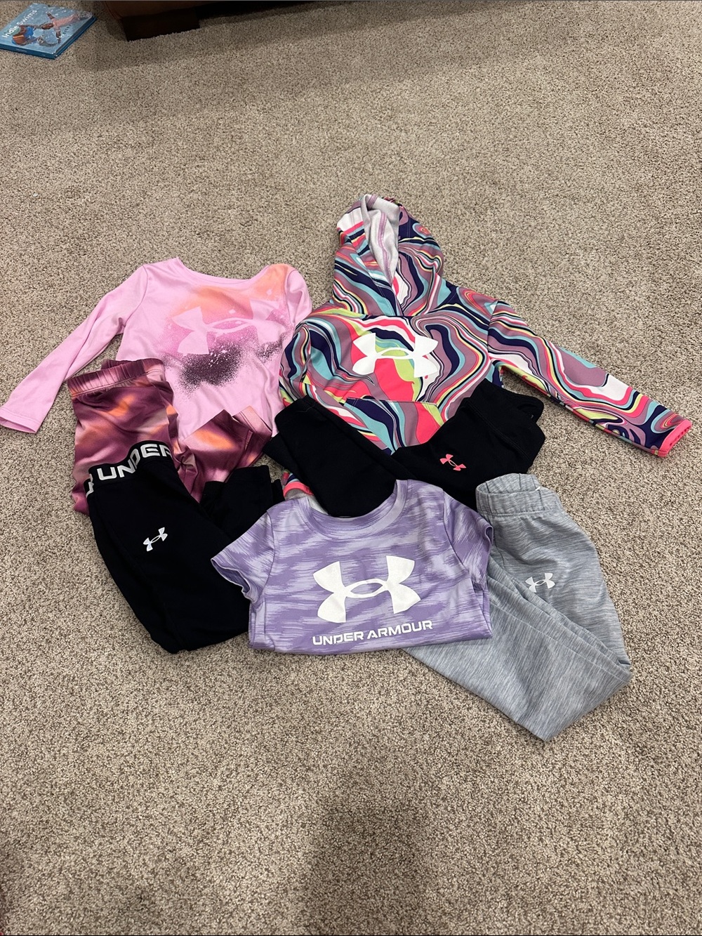 Under Armour Girls' Top and pant big bundle size 2t